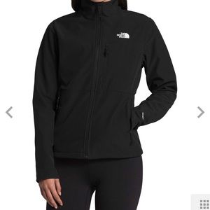 🚫SOLD🚫Women’s Northface Apex jacket // Size M // NWOT // black